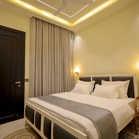 Narayana Homes Mathura Extérieur photo