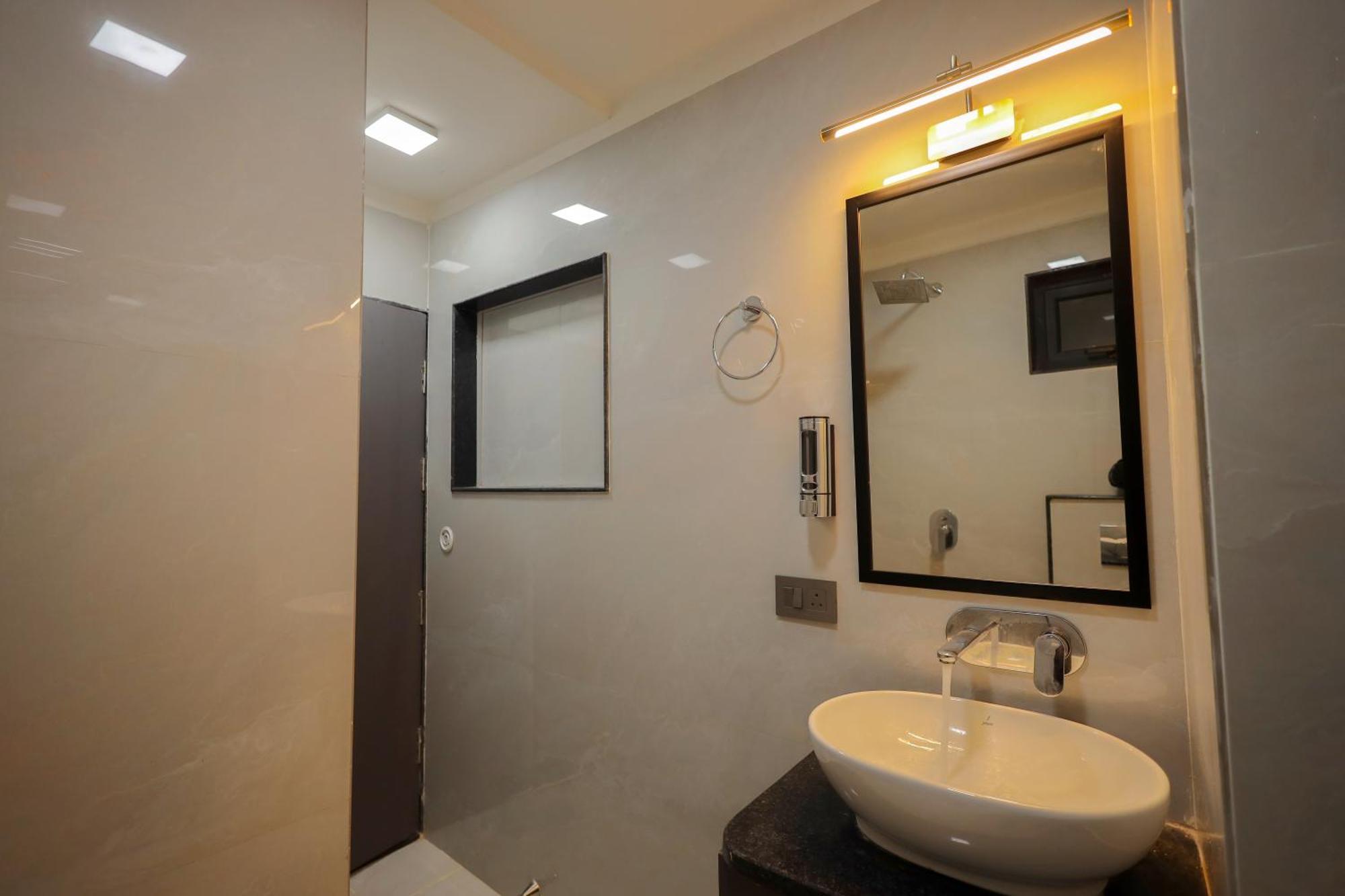 Narayana Homes Mathura Extérieur photo